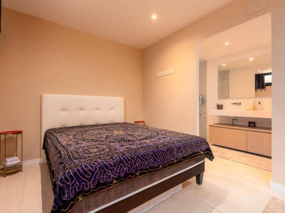 5 sypialnia Willa na sprzedaż w Marbella z basenem garażem - 1 895 000 € (Ref: 9406082)