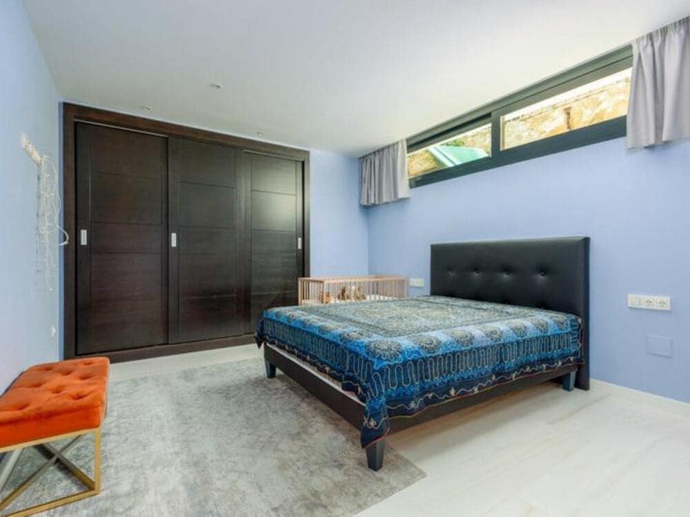 5 sypialnia Willa na sprzedaż w Marbella z basenem garażem - 1 895 000 € (Ref: 9406082)