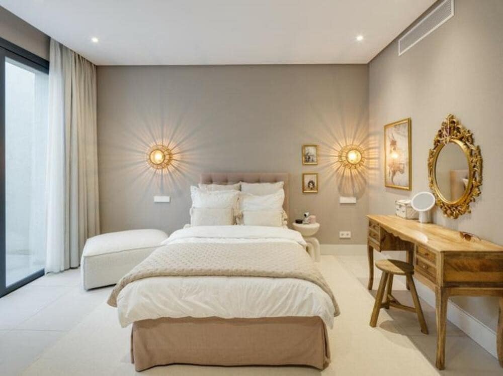 5 soverom Villa til salgs i Marbella med svømmebasseng garasje - € 3 750 000 (Ref: 9406083)