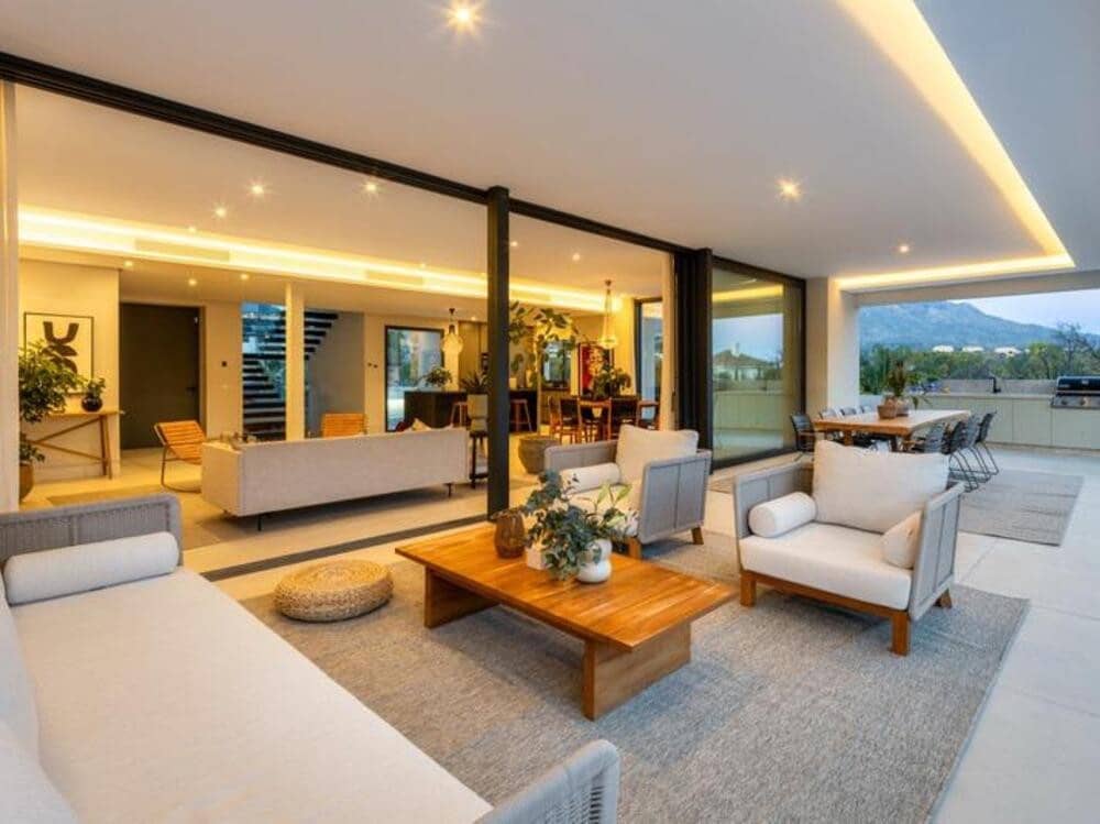 5 soverom Villa til salgs i Marbella med svømmebasseng garasje - € 3 750 000 (Ref: 9406083)