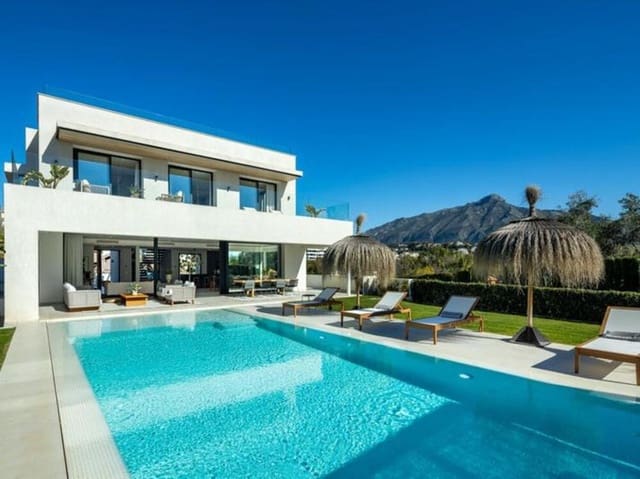 5 soverom Villa til salgs i Los Naranjos, Marbella med svømmebasseng garasje - € 3 750 000 (Ref: 9406083)