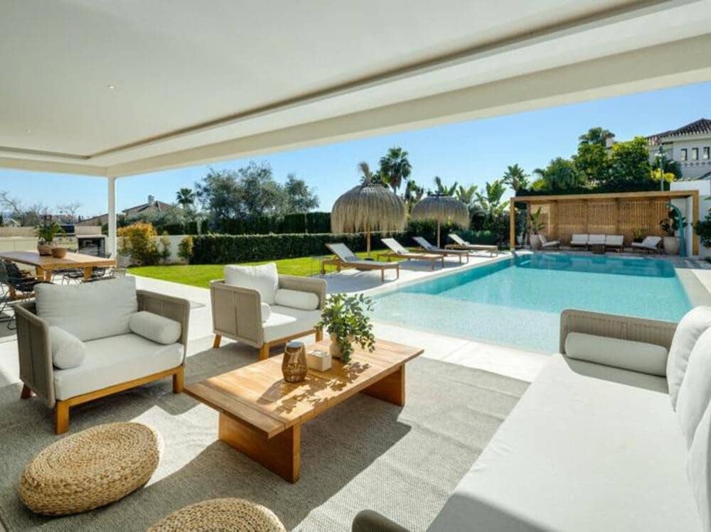 5 soverom Villa til salgs i Marbella med svømmebasseng garasje - € 3 750 000 (Ref: 9406083)