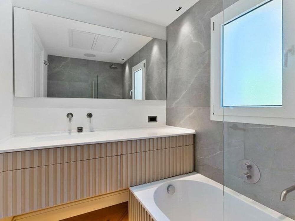 4 slaapkamer Halfvrijstaande villa te koop in Marbella met zwembad garage - € 1.195.000 (Ref: 9406084)