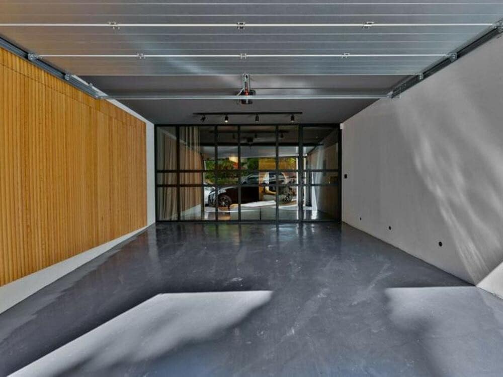 4 slaapkamer Halfvrijstaande villa te koop in Marbella met zwembad garage - € 1.195.000 (Ref: 9406084)