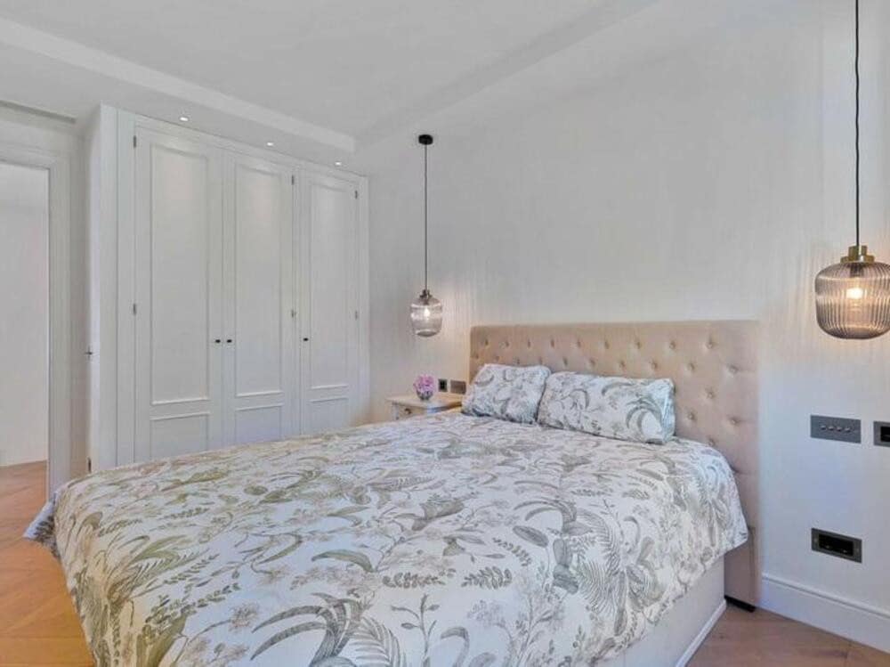 4 slaapkamer Halfvrijstaande villa te koop in Marbella met zwembad garage - € 1.195.000 (Ref: 9406084)