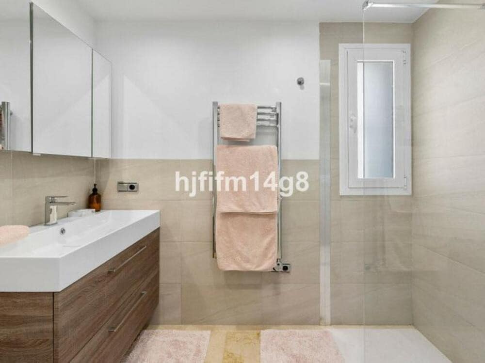 5 soverom Villa til salgs i Marbella med svømmebasseng garasje - € 2 025 000 (Ref: 9410370)