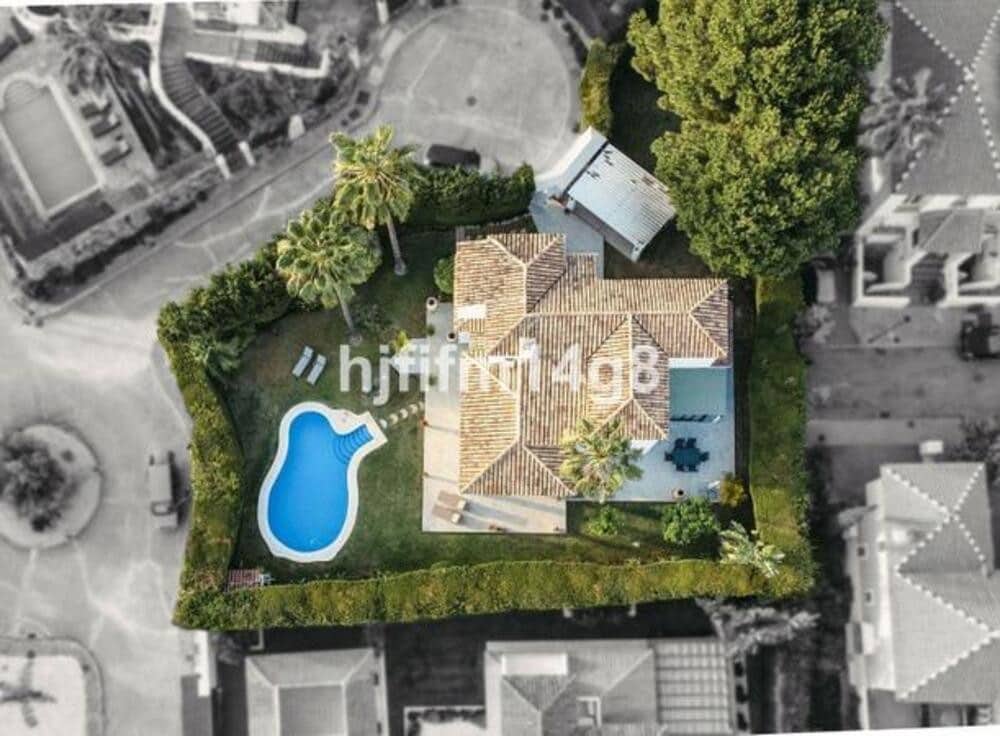 5 soverom Villa til salgs i Marbella med svømmebasseng garasje - € 2 025 000 (Ref: 9410370)