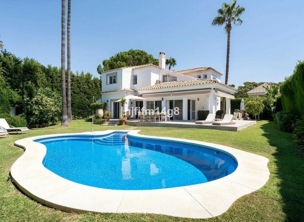 5 soverom Villa til salgs i Marbella med svømmebasseng garasje - € 2 025 000 (Ref: 9410370)