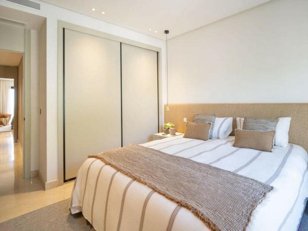 3 soverom Penthouse til salgs i Benahavis med svømmebasseng garasje - € 1 375 000 (Ref: 9410371)