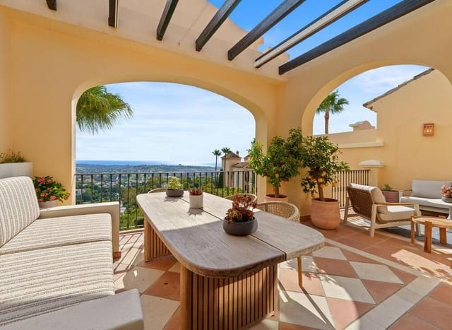 3 soverom Penthouse til salgs i La Quinta, Benahavís med svømmebasseng garasje - € 1 375 000 (Ref: 9410371)