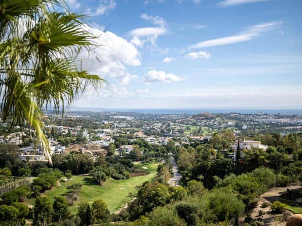 3 soverom Penthouse til salgs i Benahavis med svømmebasseng garasje - € 1 375 000 (Ref: 9410371)