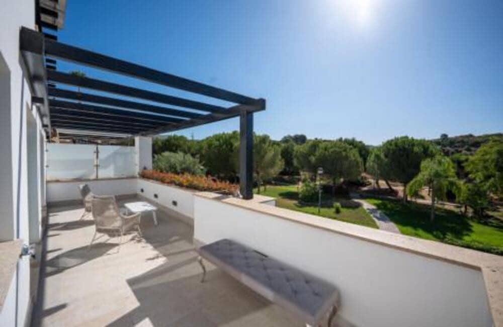 3 soveværelse Byhus til salg i Marbella med swimmingpool garage - € 895.000 (Ref: 9410373)