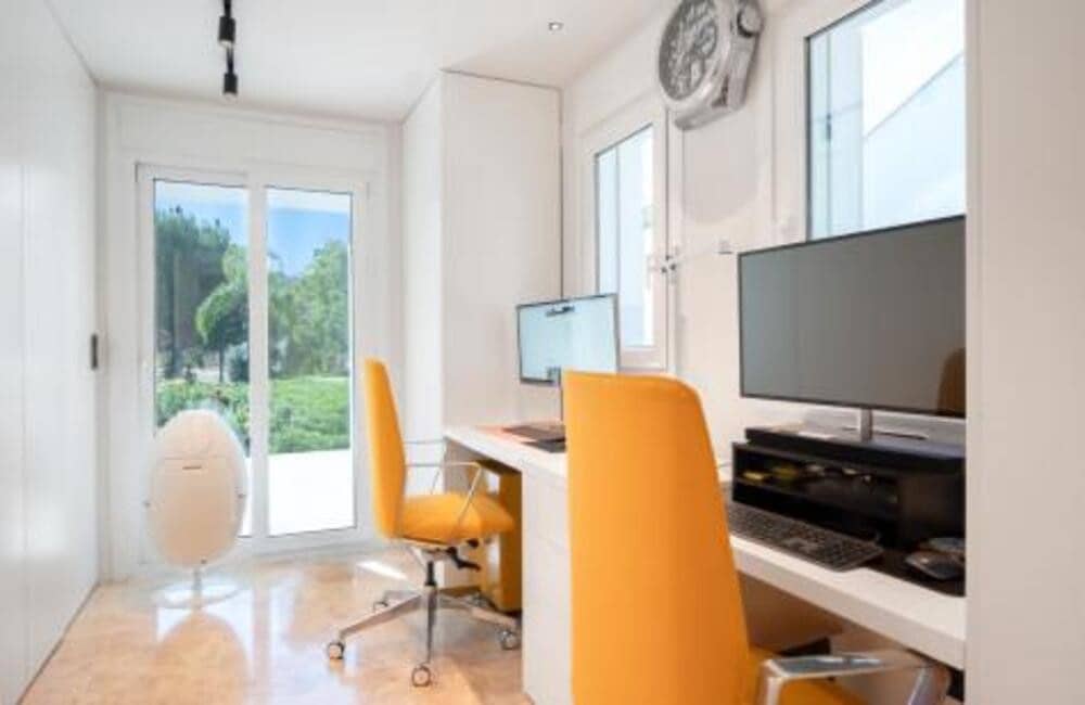 3 soveværelse Byhus til salg i Marbella med swimmingpool garage - € 895.000 (Ref: 9410373)