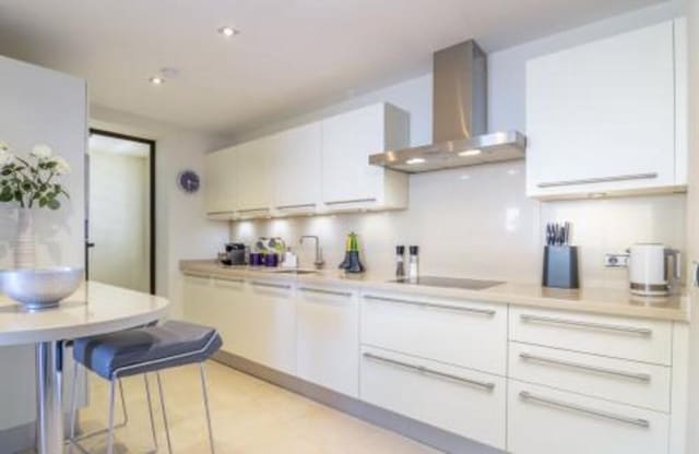 2 sovrum Lägenhet till salu i Alto de los Monteros, Marbella med pool garage - 469 000 € (Ref: 9410374)