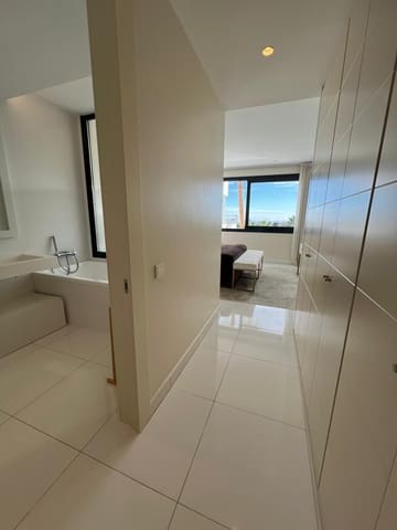 3 makuuhuone Kattohuoneisto vuokrattavana paikassa El Paraíso, Benahavís mukana uima-altaan 
autotalli - 4 500 € (Ref: 9415676)