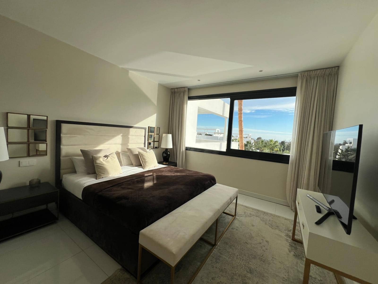 3 soveværelse Penthouse til leje i Benahavis med swimmingpool garage - € 4.500 (Ref: 9415676)