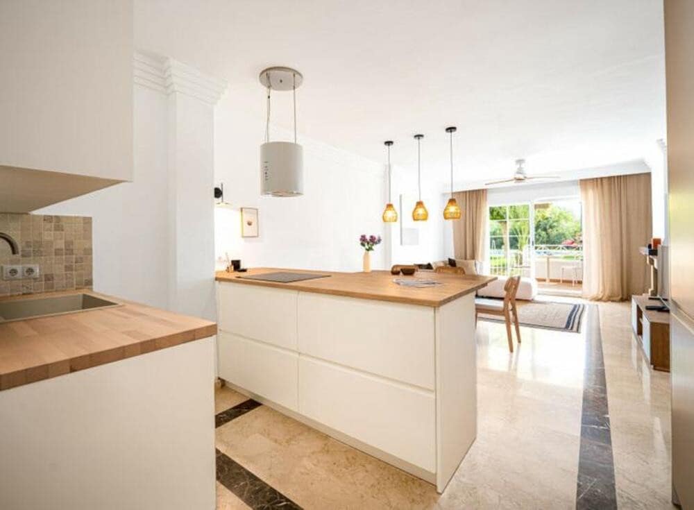 3 makuuhuone Huoneisto myytävänä paikassa Marbella mukana uima-altaan 
autotalli - 498 000 € (Ref: 9415677)