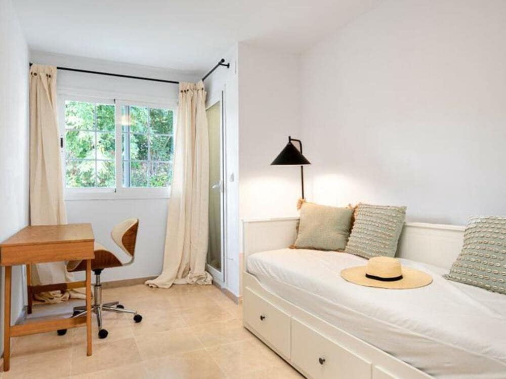 3 makuuhuone Huoneisto myytävänä paikassa Marbella mukana uima-altaan 
autotalli - 498 000 € (Ref: 9415677)