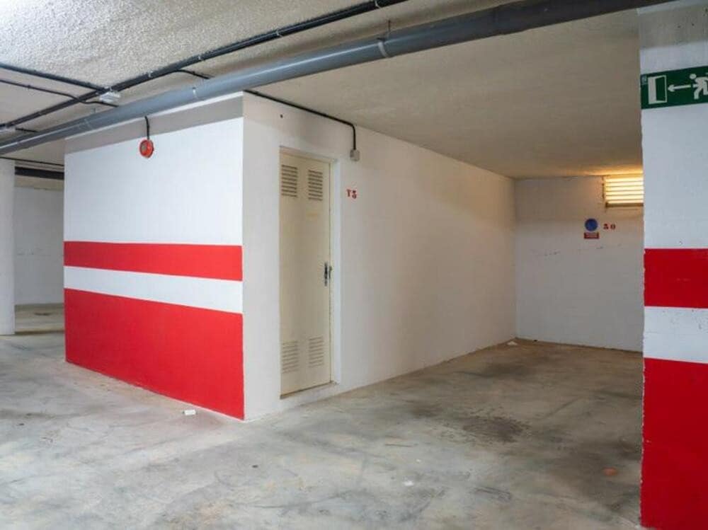 3 makuuhuone Huoneisto myytävänä paikassa Marbella mukana uima-altaan 
autotalli - 498 000 € (Ref: 9415677)