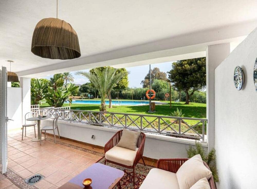 3 soverom Leilighet til salgs i Marbella med svømmebasseng garasje - € 498 000 (Ref: 9415677)