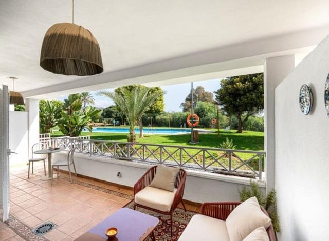 3 chambre Appartement à vendre à Río Real, Marbella avec piscine garage - 498 000 € (Ref: 9415677)