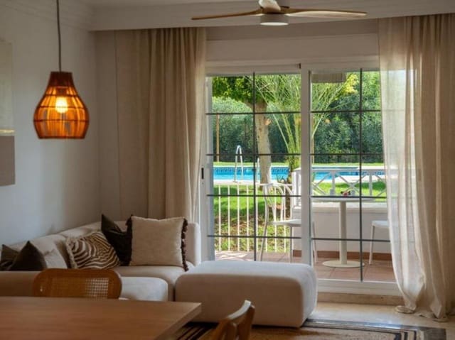 3 chambre Appartement à vendre à Río Real, Marbella avec piscine garage - 498 000 € (Ref: 9415677)