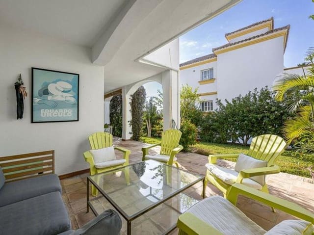 3 chambre Maison de Ville à vendre à Selwo, Estepona avec piscine garage - 520 000 € (Ref: 9415679)