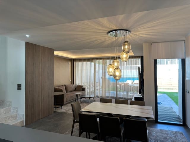 3 sypialnia Dom do wynajęcia w Puerto Banus, Marbella z basenem garażem - 10 000 € (Ref: 9419381)