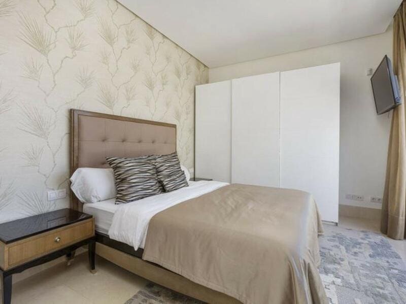 3 makuuhuone Huvila vuokrattavana paikassa Marbella mukana uima-altaan 
autotalli - 8 500 € (Ref: 9429608)