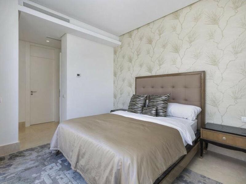 3 makuuhuone Huvila vuokrattavana paikassa Marbella mukana uima-altaan 
autotalli - 8 500 € (Ref: 9429608)