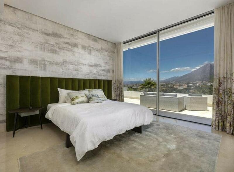 3 makuuhuone Huvila vuokrattavana paikassa Marbella mukana uima-altaan 
autotalli - 8 500 € (Ref: 9429608)