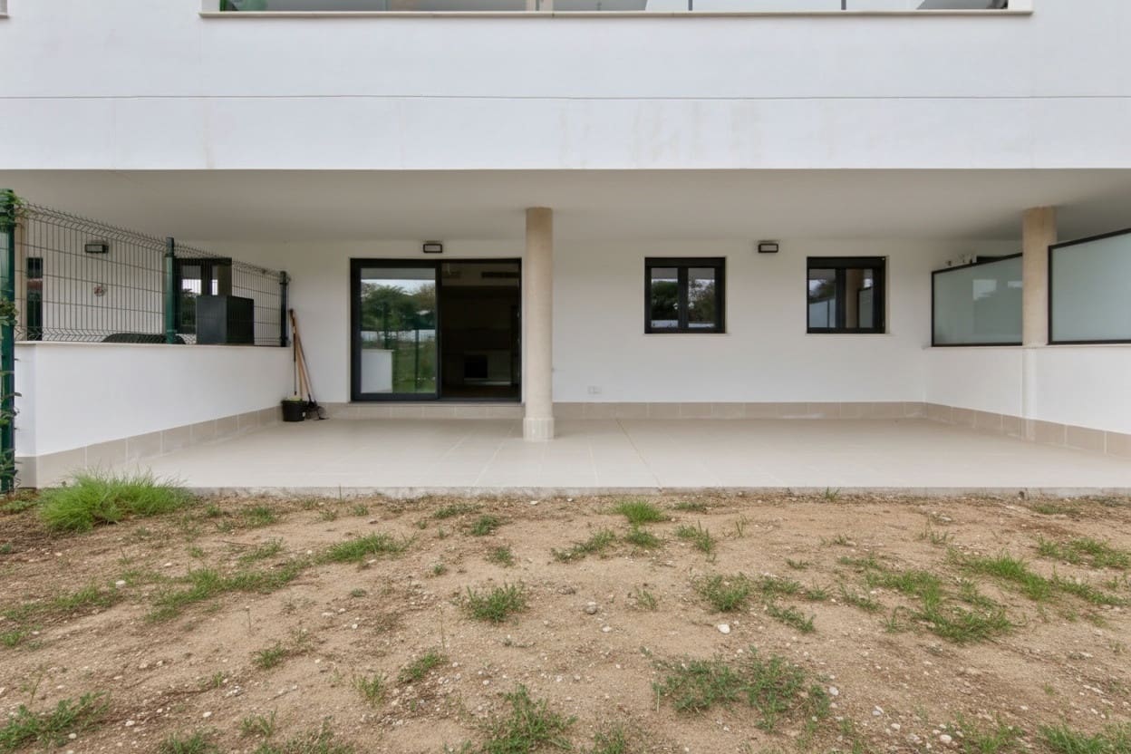 2 Zimmer Apartment zu verkaufen in Estepona mit Pool Garage - 445.000 € (Ref: 9432830)