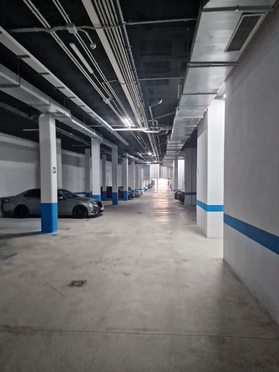 2 Zimmer Apartment zu verkaufen in Estepona mit Pool Garage - 445.000 € (Ref: 9432830)