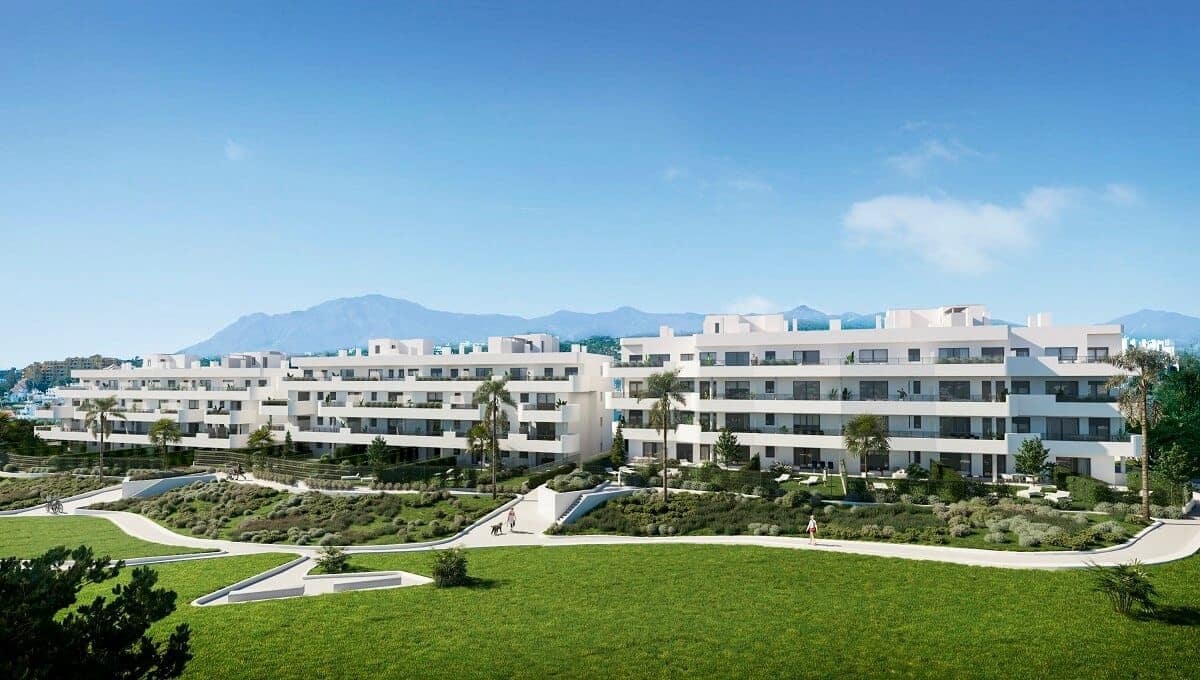 2 slaapkamer Appartement te koop in Estepona met zwembad garage - € 445.000 (Ref: 9432830)