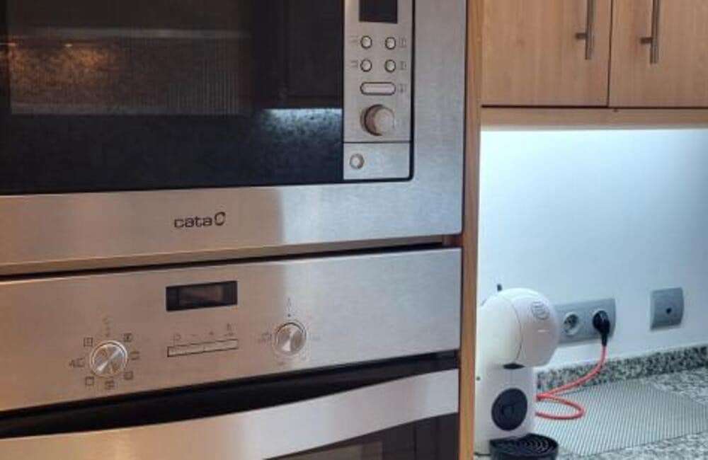 2 slaapkamer Appartement te huur in Benahavis met zwembad - € 2.000 (Ref: 9439040)