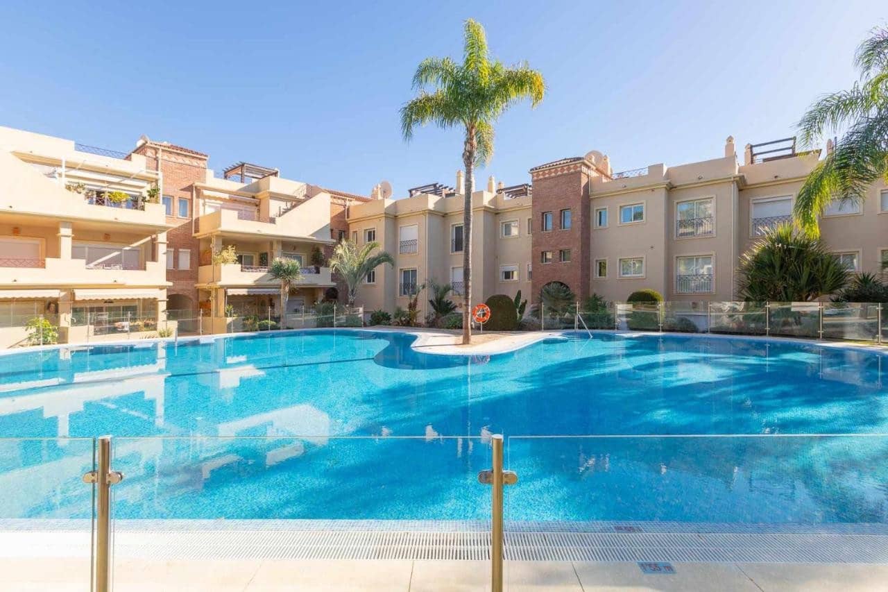 2 slaapkamer Appartement te huur in Benahavis met zwembad - € 2.000 (Ref: 9439040)