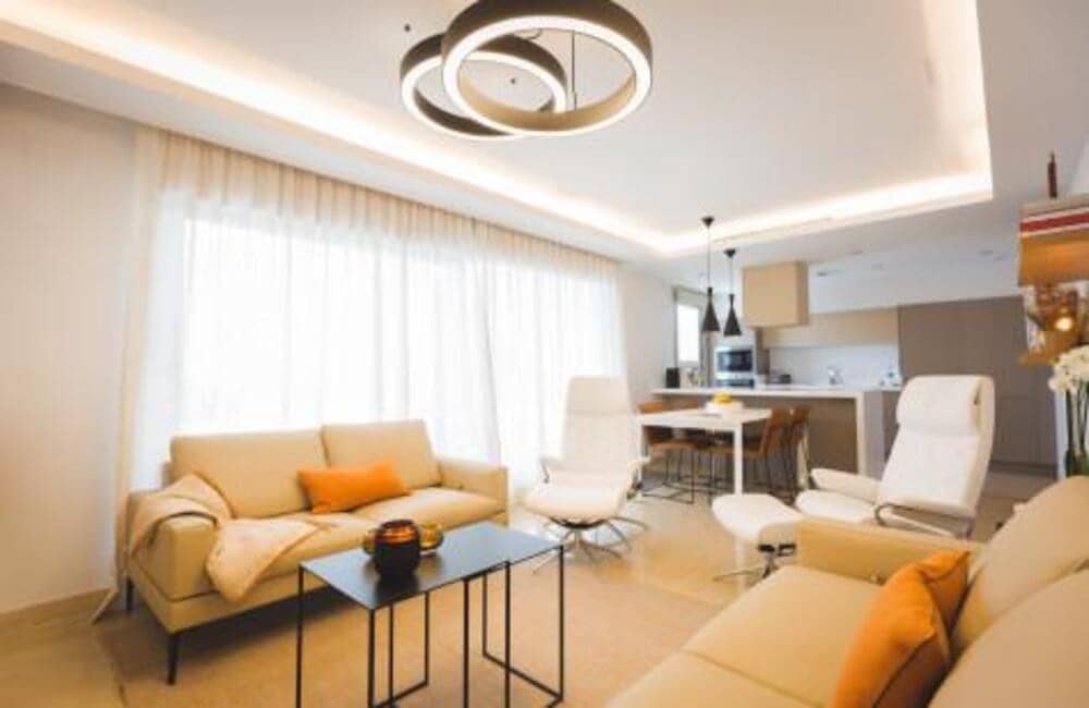 3 slaapkamer Penthouse te huur in Buenas Noches met zwembad garage - € 4.000 (Ref: 9439042)