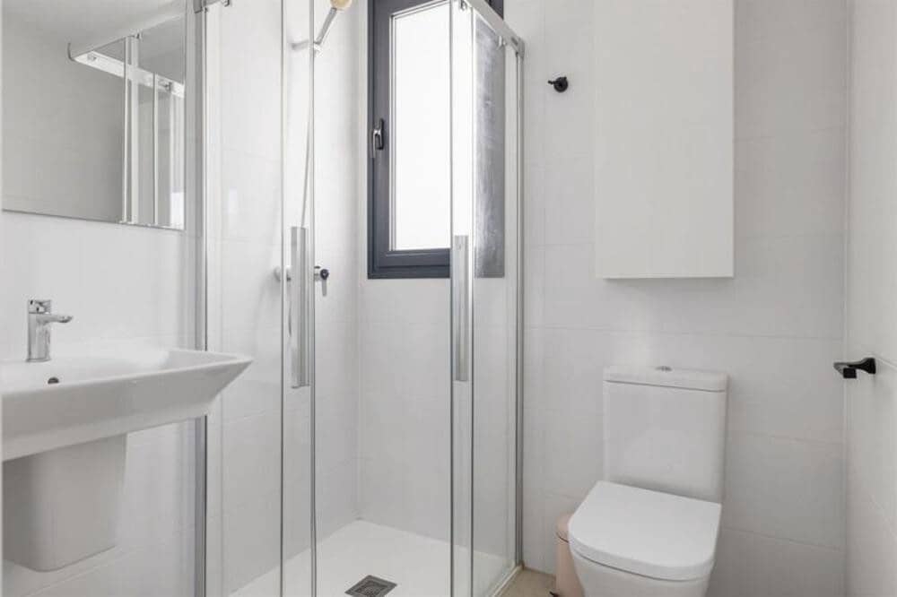 3 makuuhuone Kattohuoneisto vuokrattavana paikassa Marbella mukana uima-altaan 
autotalli - 5 500 € (Ref: 9445541)