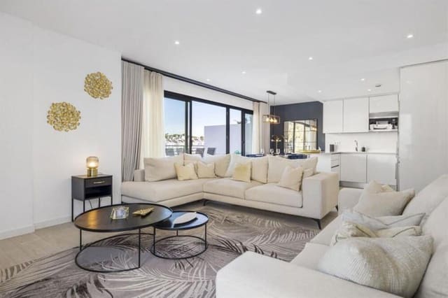 3 quarto Penthouse para arrendar em Lomas De Marbella, Marbella com piscina garagem - 5 500 € (Ref: 9445541)