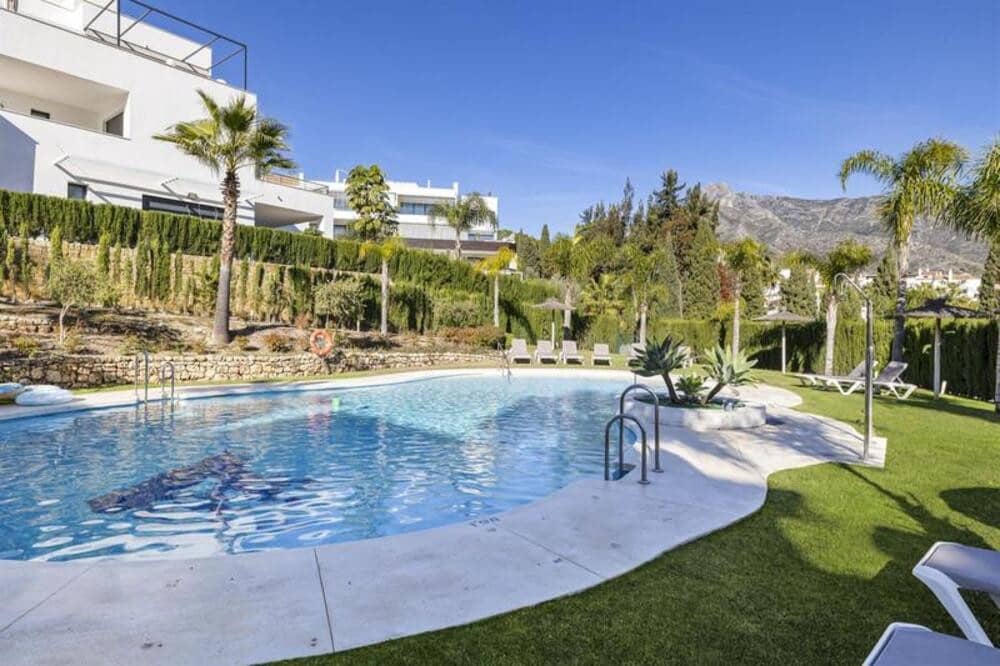 3 makuuhuone Kattohuoneisto vuokrattavana paikassa Marbella mukana uima-altaan 
autotalli - 5 500 € (Ref: 9445541)