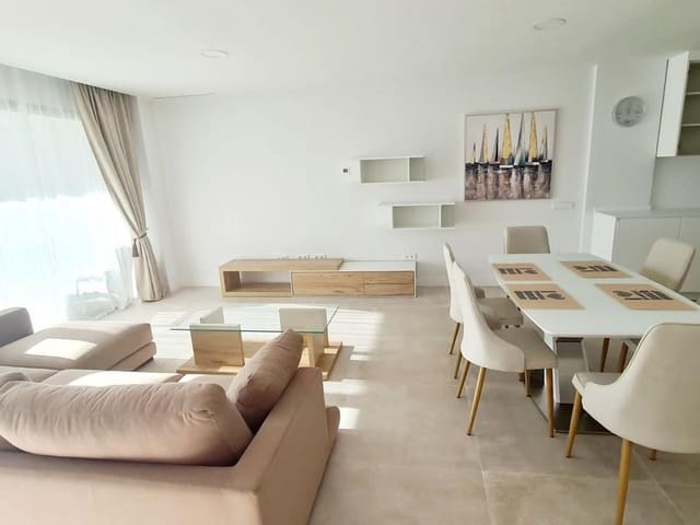 3 soveværelse Byhus til leje i El Chaparral, Mijas med swimmingpool garage - € 3.800 (Ref: 9445542)