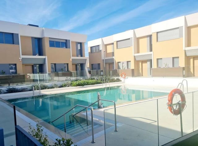 3 soveværelse Byhus til leje i El Chaparral, Mijas med swimmingpool garage - € 3.800 (Ref: 9445542)