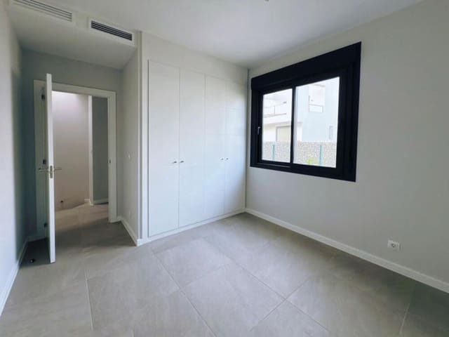 4 sypialnia Dom blizniak na sprzedaż w Riviera del Sol, Mijas z basenem garażem - 685 000 € (Ref: 9448519)