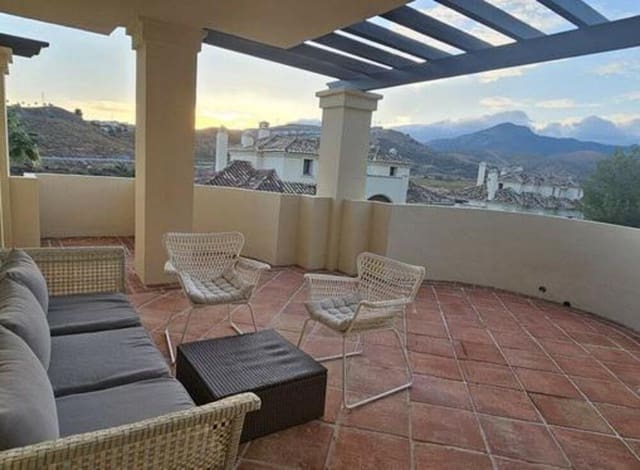 2 Zimmer Apartment zu vermieten in Los Arqueros - Puerto del Almendro, Benahavís mit Pool Garage - 2.200 € (Ref: 9448520)