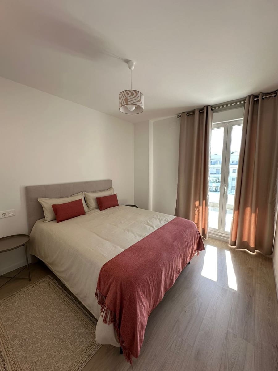 2 quarto Apartamento para arrendar em Marbella com piscina garagem - 2 300 € (Ref: 9450430)