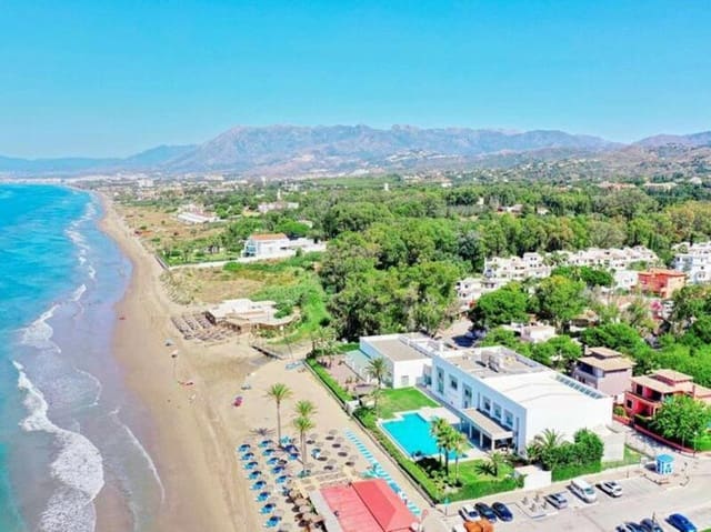 5 soverom Penthouse til salgs i Romana Playa, Marbella med svømmebasseng garasje - € 990 000 (Ref: 9450431)