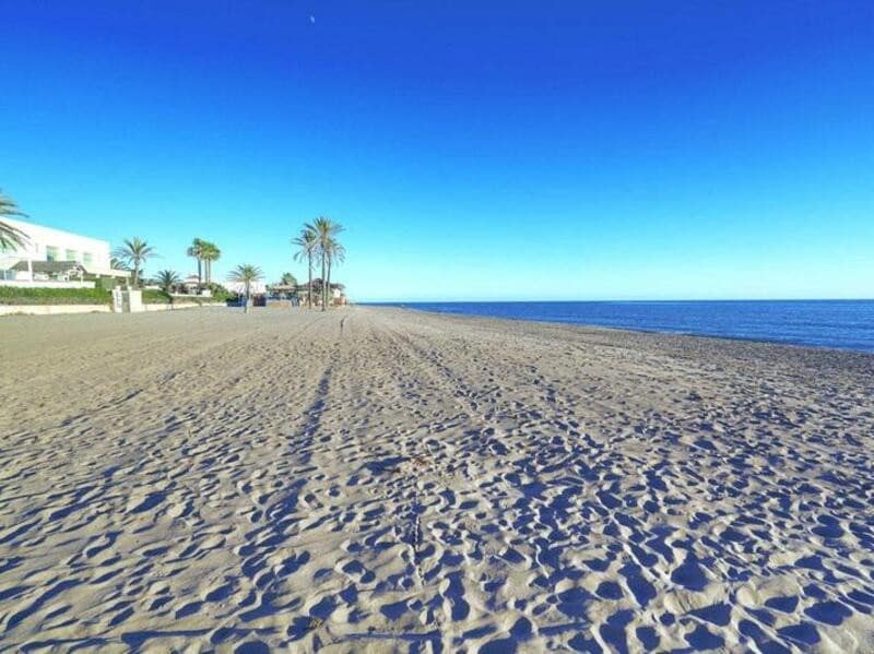 5 makuuhuone Kattohuoneisto myytävänä paikassa Marbella mukana uima-altaan 
autotalli - 990 000 € (Ref: 9450431)