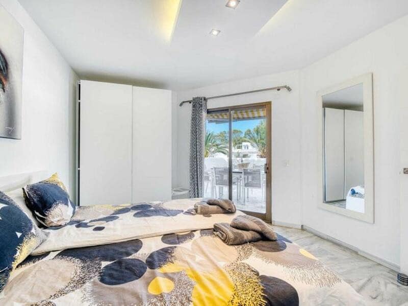 5 makuuhuone Kattohuoneisto myytävänä paikassa Marbella mukana uima-altaan 
autotalli - 990 000 € (Ref: 9450431)