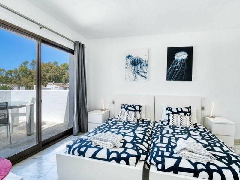 5 makuuhuone Kattohuoneisto myytävänä paikassa Marbella mukana uima-altaan 
autotalli - 990 000 € (Ref: 9450431)