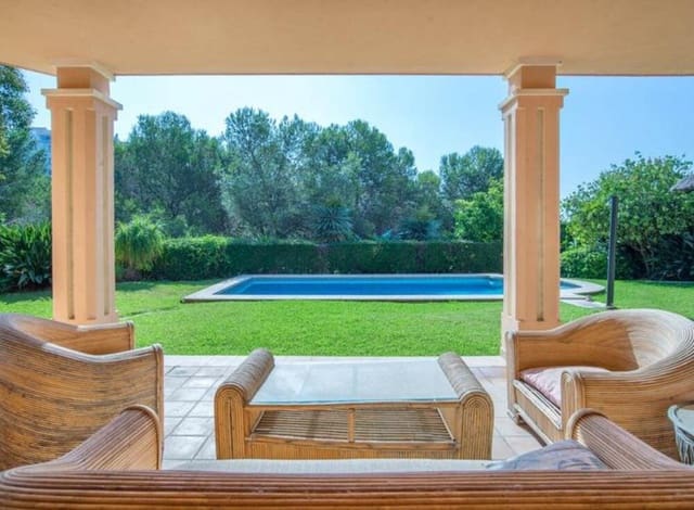 4 sovrum Villa till salu i Hacienda Las Chapas, Marbella med pool garage - 1 460 000 € (Ref: 9450432)